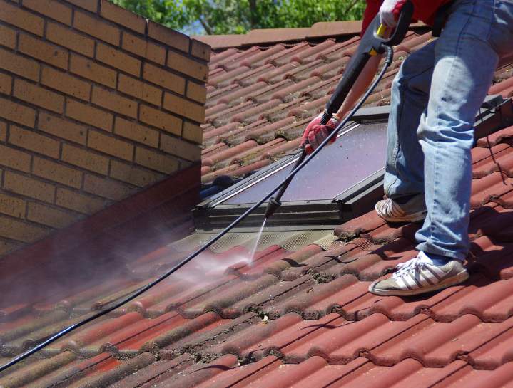 Nettoyage et entretien toiture Lannion